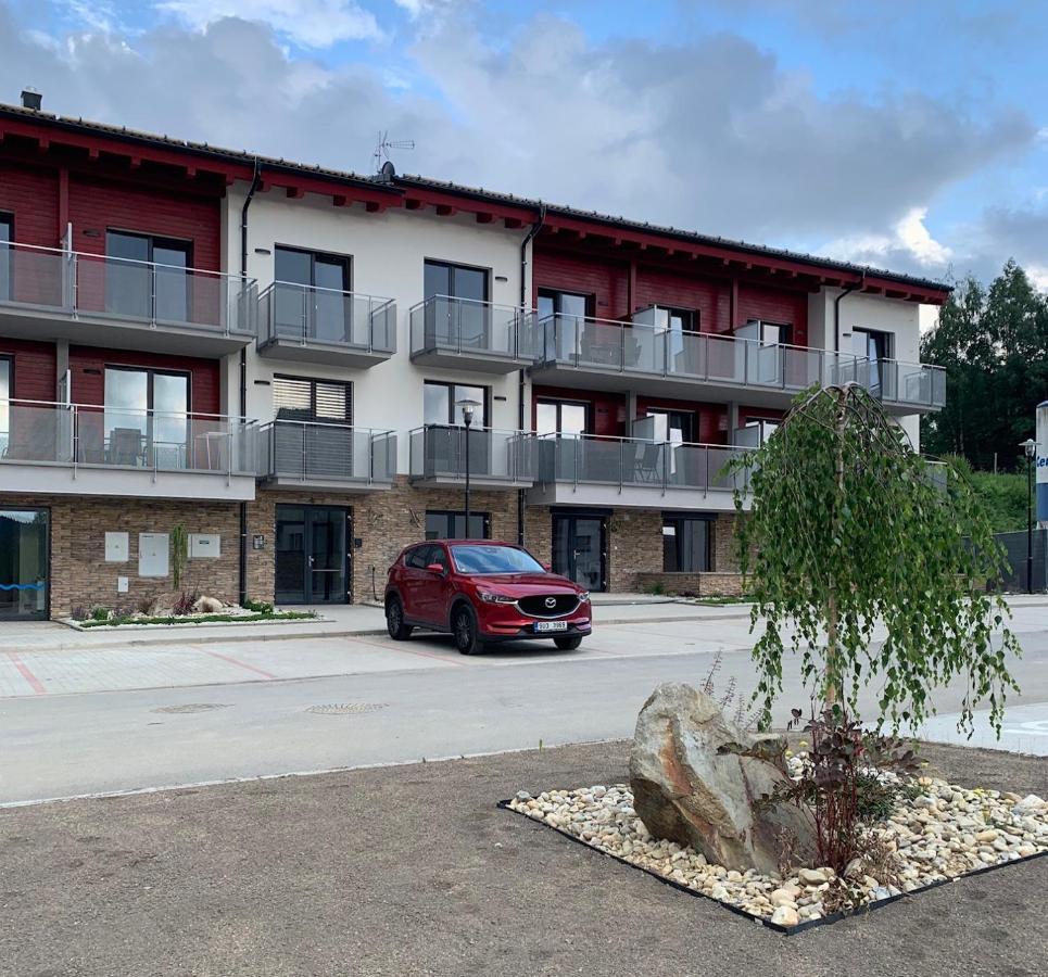 Mezonet Lipno Nad Vltavou Apartment Bagian luar foto