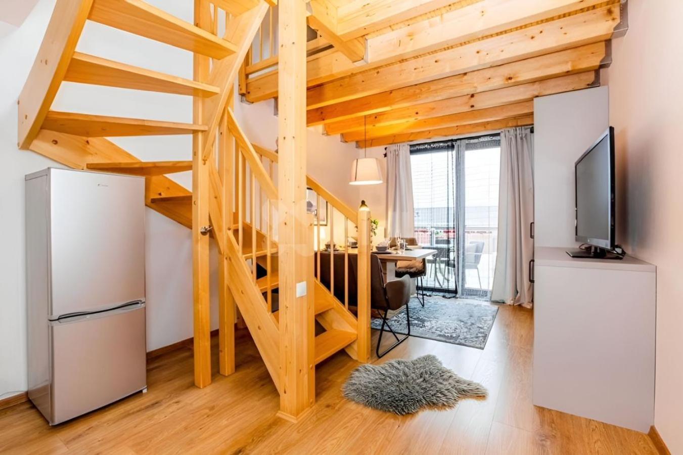 Mezonet Lipno Nad Vltavou Apartment Bagian luar foto
